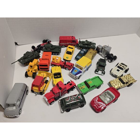 Lot Transformers Matchbox 1977 Hot Wheels Gold 57 FORD T-BIRD Others See Pics - Picture 1 of 12